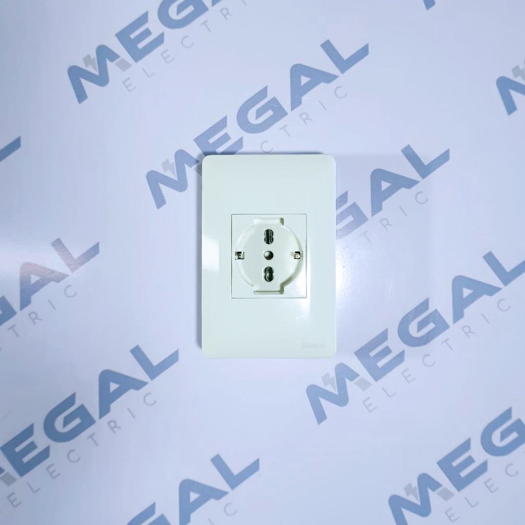 MODULO TOMA SCHUKO BLANCO CON PLACA ALPES CURVE