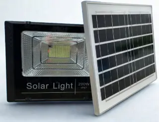 REFLECTOR LED SOLAR + PLACA